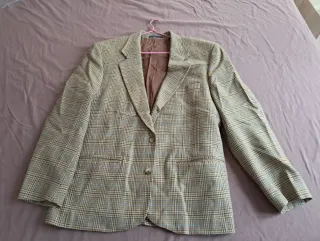 Americana de traje de caballero. Lana. Talla M.