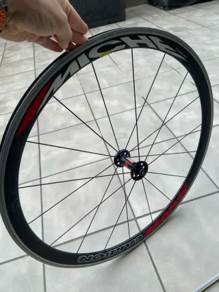 Rueda Delantera Carbono Miche