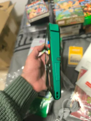 Nintendo 2DS Verde Hoja