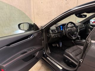 Maserati Ghibli Edición limitada Ribelle 1/200