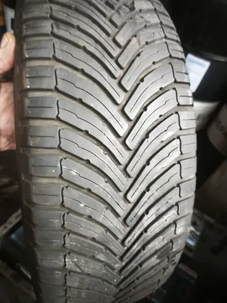 Neumáticos 205/60 R16 96H Michelin en muy buen est