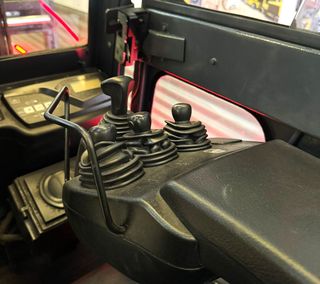 CARRETILLA ELEVADORA ELECTRICA SEGUNDA MANO 1300KG