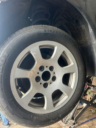 Llantas con neumáticos BMW