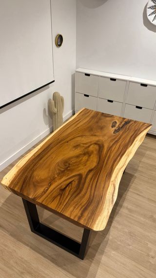 Mesa de comedor madera Saman Suar