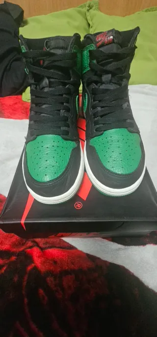 Jordan 1 Retro Pine Green