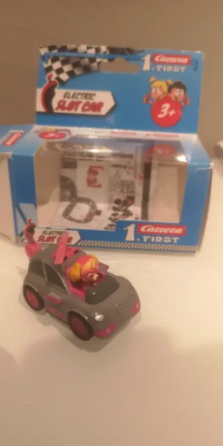 Coche Scalextric Skye Carrera