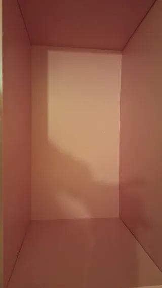 Baúl de madera rosa infantil