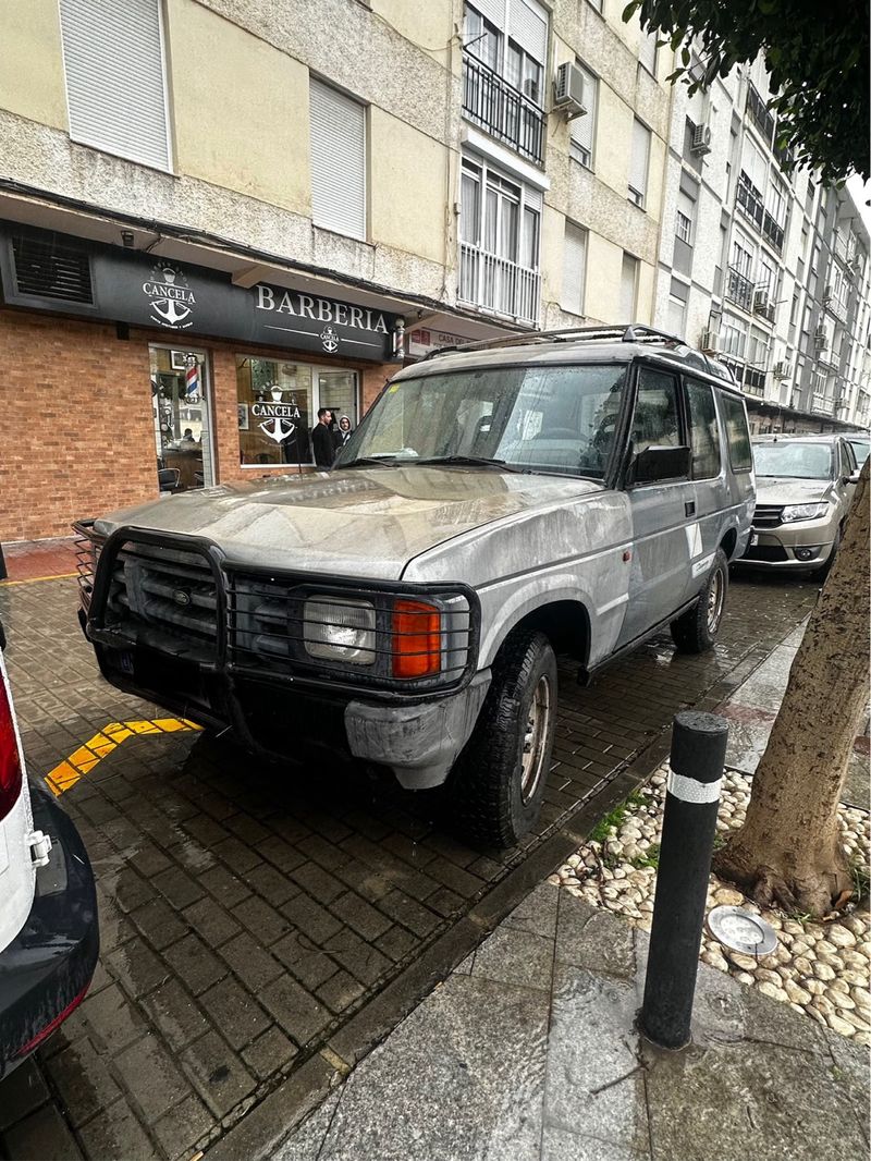 Land Rover Discovery ( NO MAREANTES) - foto 1
