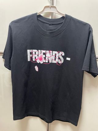 Camiseta Vlone Talla M Negra y Rosa