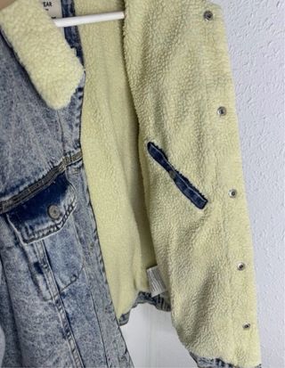 Chaqueta vaquera forrada Pull&Bear Talla M