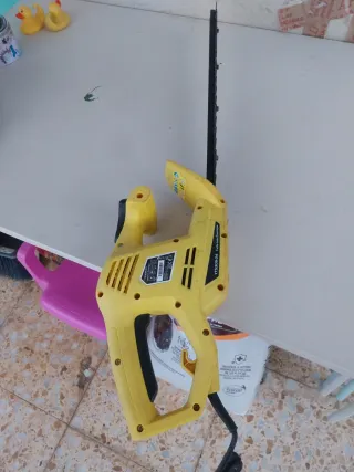 Cortasetos Eléctrico Amarillo