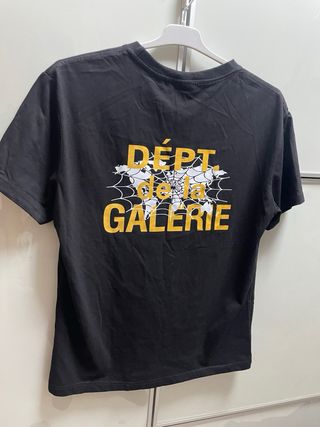Camiseta Gallery Dept. Talla M Negra y Amarilla