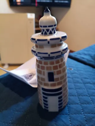 Figura Faro Cíes Sargadelos