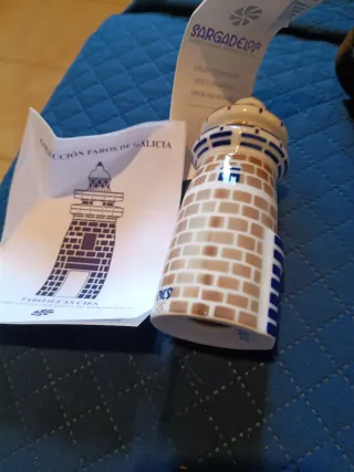 Figura Faro Cíes Sargadelos