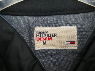 Chaqueta Tommy Hilfiger Negra Talla M