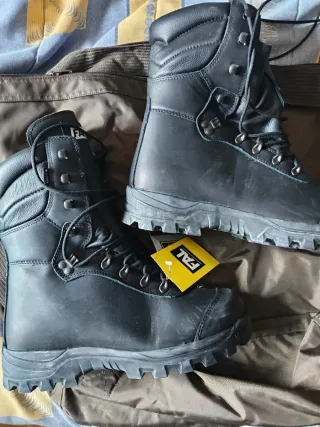 Botas FAL Gore-Tex Negras