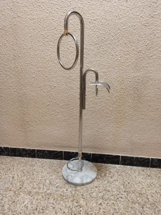 Portarrollos de pie mármol y metal