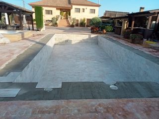 REFORMAS PISCINAS CONSTRUCCIÓN