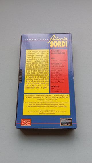 Accade al Commissariato Alberto Sordi Vhs