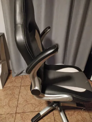 Silla de oficina ergonómica