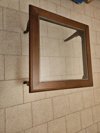 Tavolino in legno e vetro