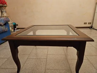 Tavolino in legno e vetro