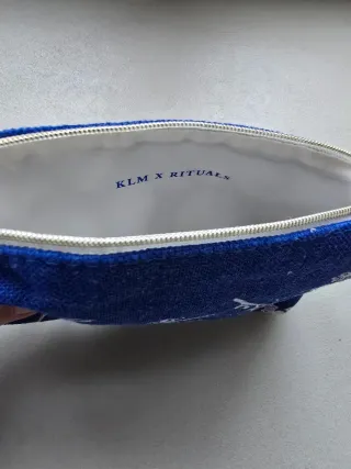 Pochette e braccialetto Rituals