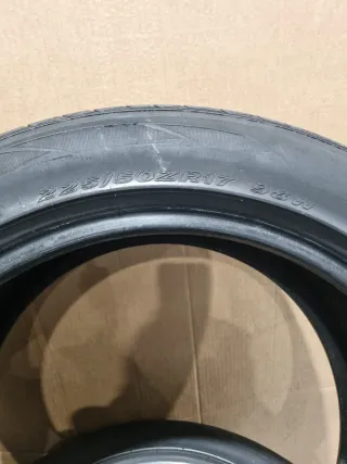 Neumáticos 225/50R17