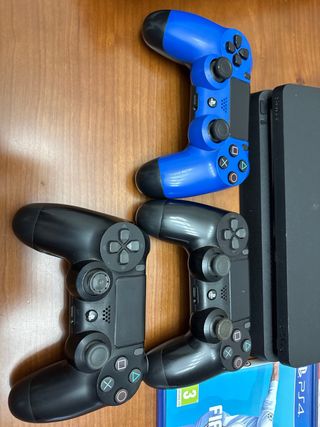 PS4 Slim + 3 Mandos + 6 Juegos