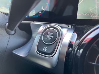 Mercedes-Benz GLB 180d 2021