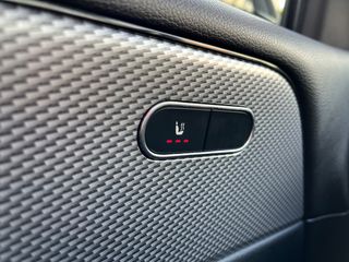 Mercedes-Benz GLB 180d 2021