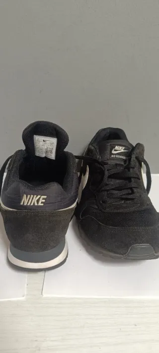 Nike MD Runner 2 Talla 42