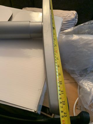 Patas ajustables para escritorio metálicas