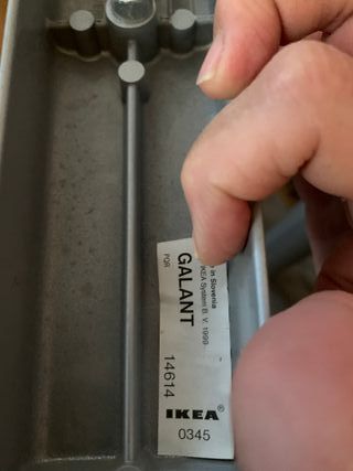 Patas ajustables para escritorio metálicas