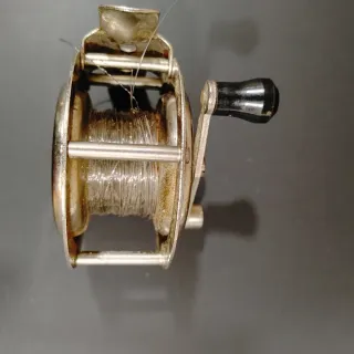 Carrete de pesca ARPES vintage
