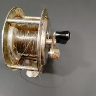 Carrete de pesca ARPES vintage