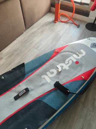 Tabla Paddle Surf Mistral para reparar