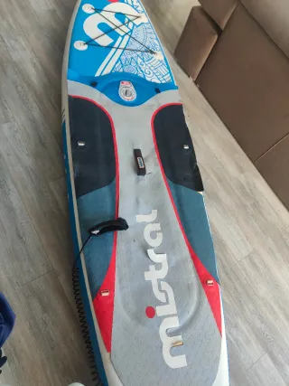 Tabla Paddle Surf Mistral para reparar