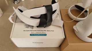 Occhiali VR Meta Quest 2 + Controller