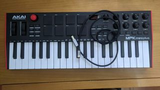 Akai MPK Mini Plus Controlador MIDI