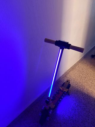 Patinete Eléctrico Infantil Red Bull