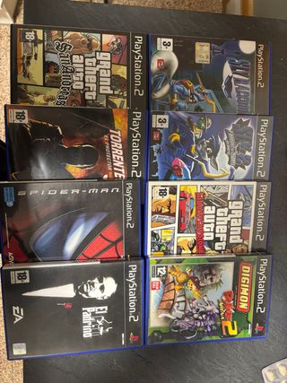 Scatole di giochi PS2 (GTA, Digimon, Torrente, ecc.)