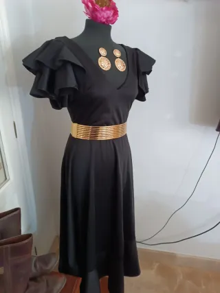 Vestido flamenco espalda descubierta