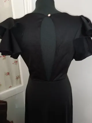 Vestido flamenco espalda descubierta