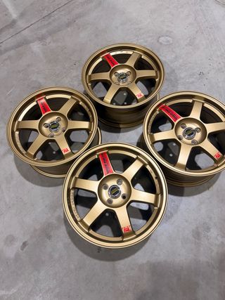 Rays Volk Racing TE37 SAGA S-Plus