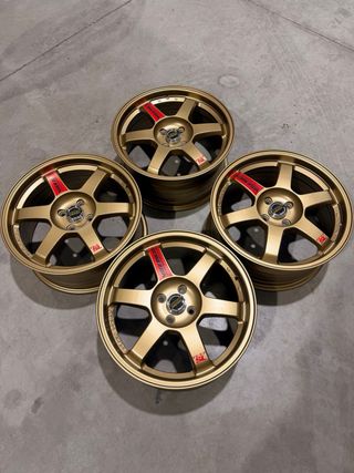 Rays Volk Racing TE37 SAGA S-Plus