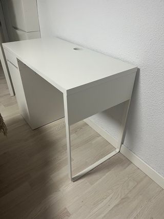 Escritorio MICKE blanco 105x50 cm