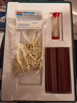 Intelect Juego de Mesa Palabras Cruzadas Años 90