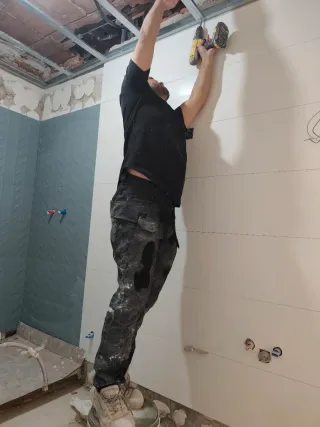 Servicios de reparaciones y acabados