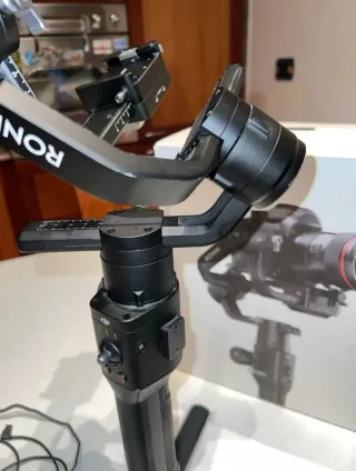 DJI Ronin-S Gimbal Stabilizer